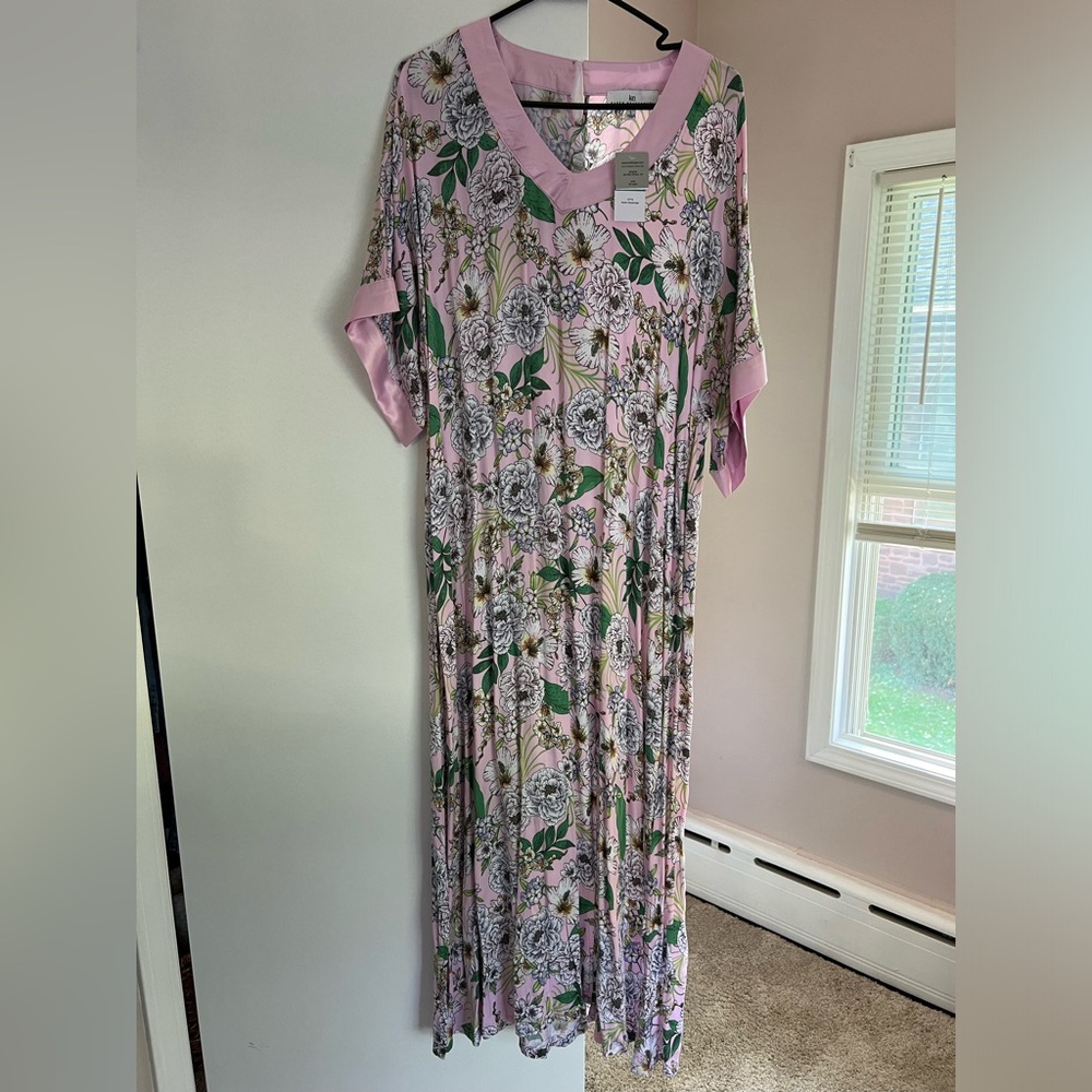 Karen Neuburger caftan nightgown